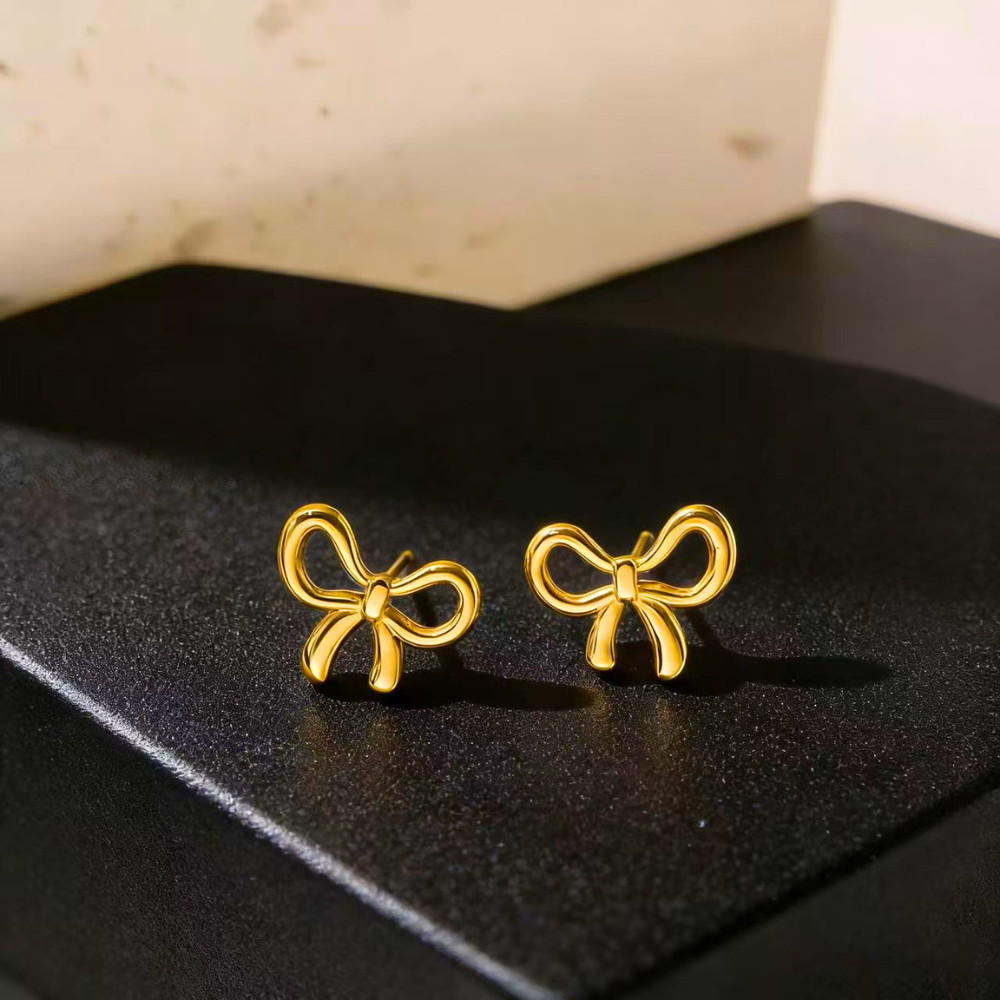 KHUYÊN TAI BOWTIE