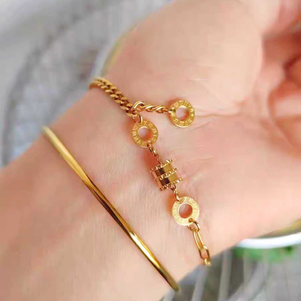 LẮC TAY ALIZ