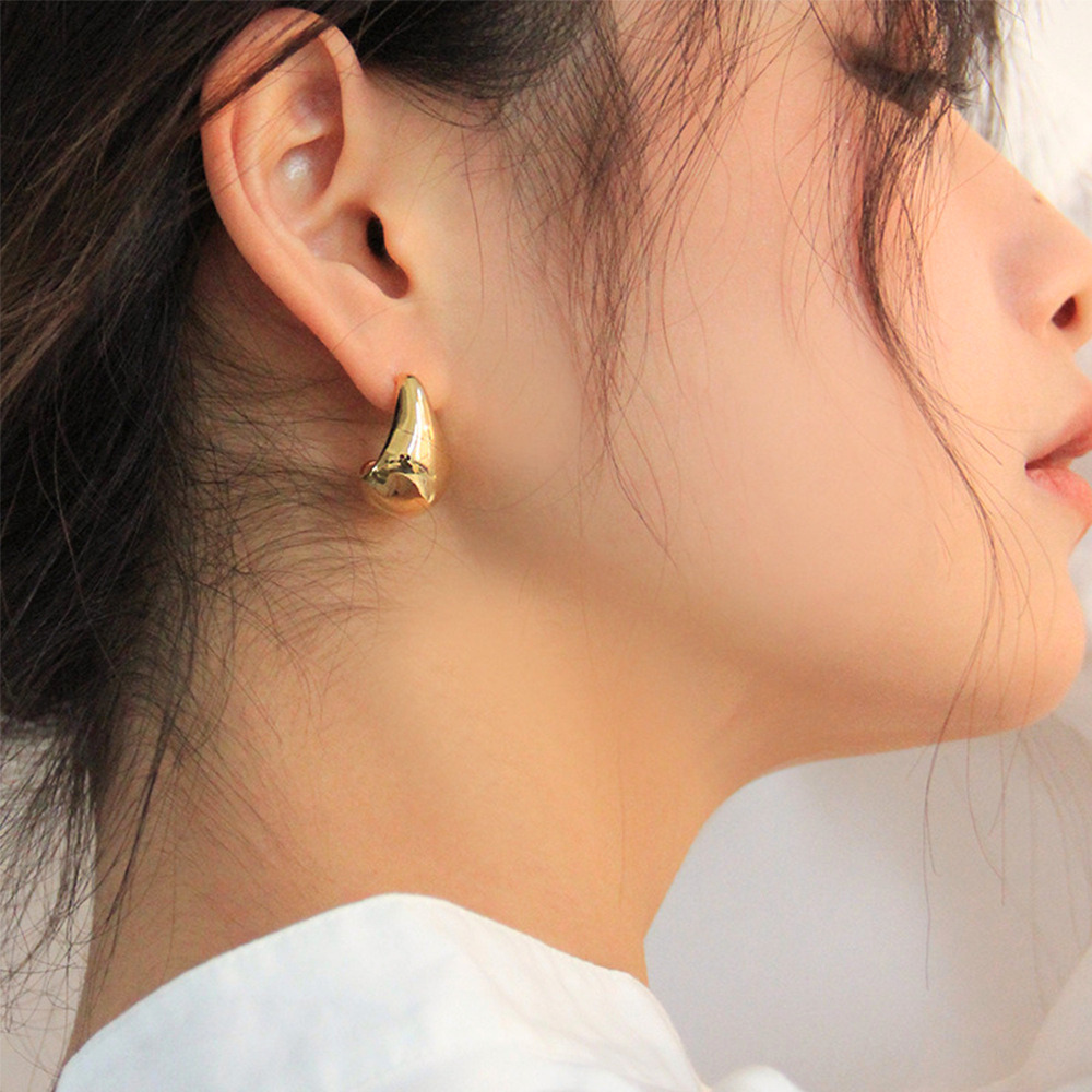 KHUYÊN TAI LUNA