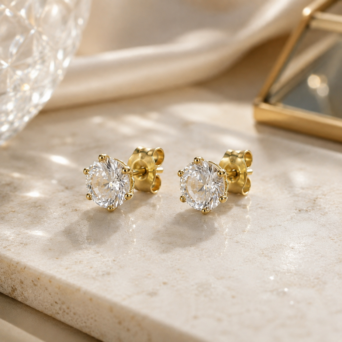 KHUYÊN TAI DIAMOND