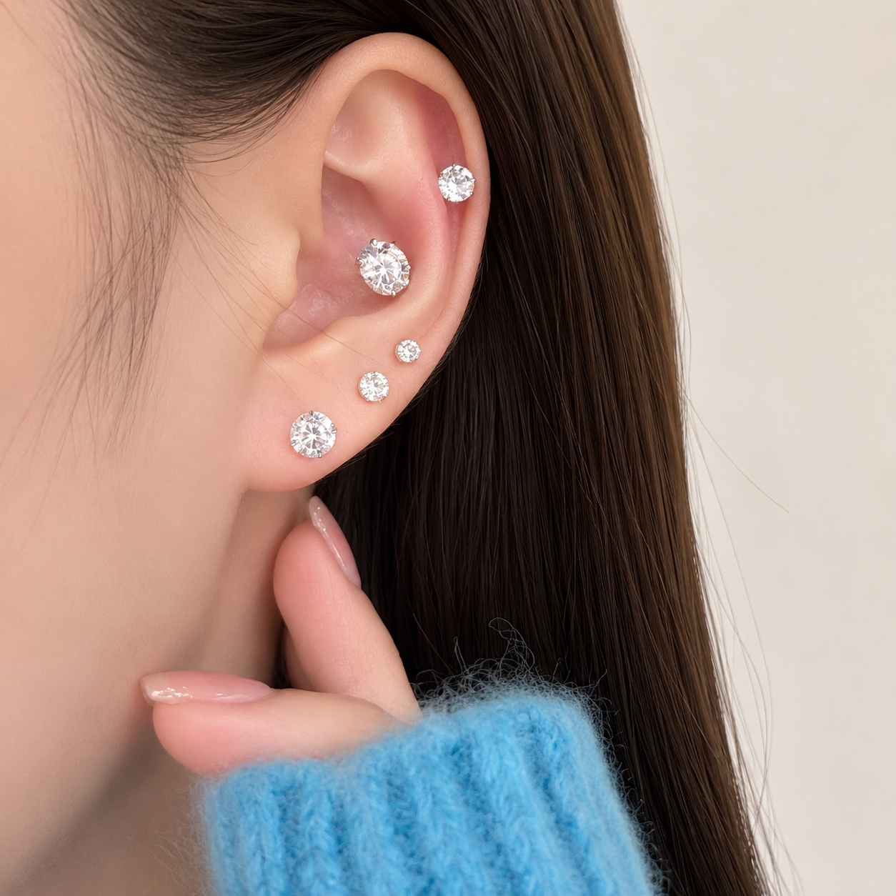 KHUYÊN TAI DIAMOND