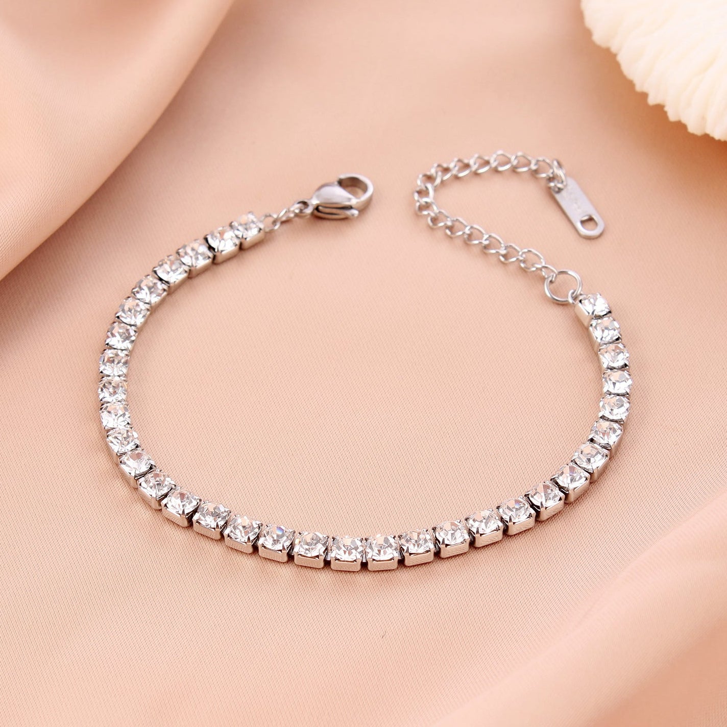 LẮC TAY CRYSTAL