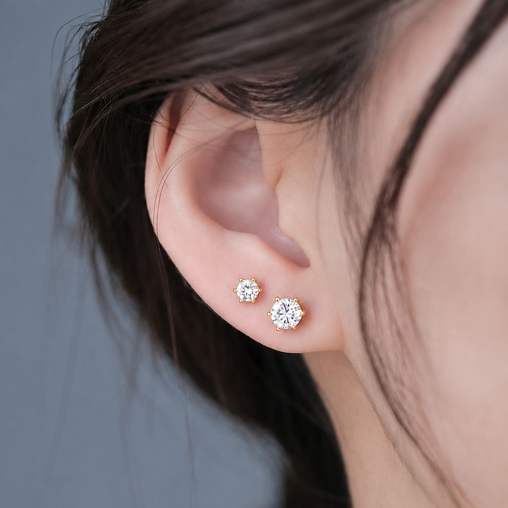 KHUYÊN TAI DIAMOND